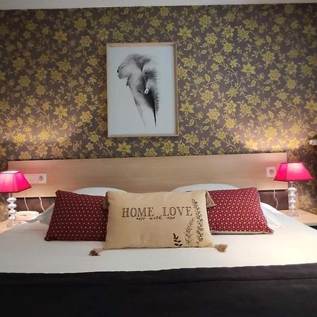 Celtic Hotel Auray Exterior foto